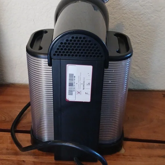 Nespresso VertuoLine Coffee Machine - Picture 7 of 11